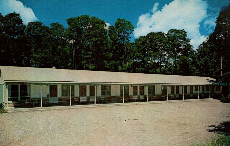 Cadillac Motel - Vintage Postcard